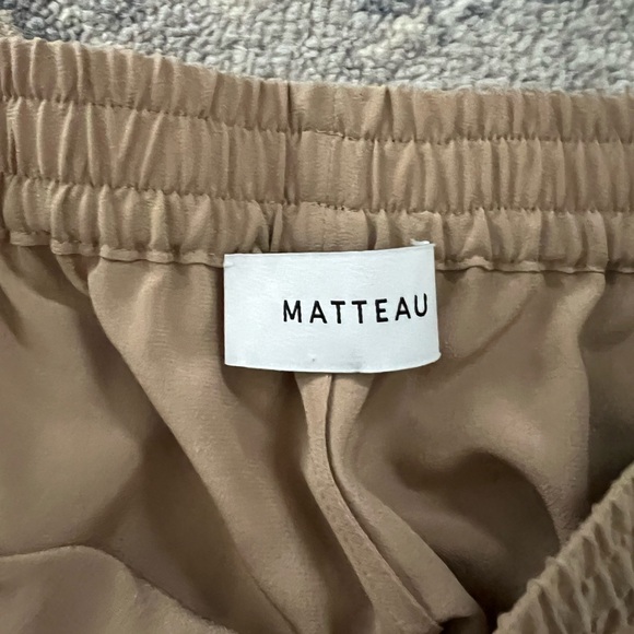 NWOT Matteau Silk Track Pants Beige - Picture 4 of 8